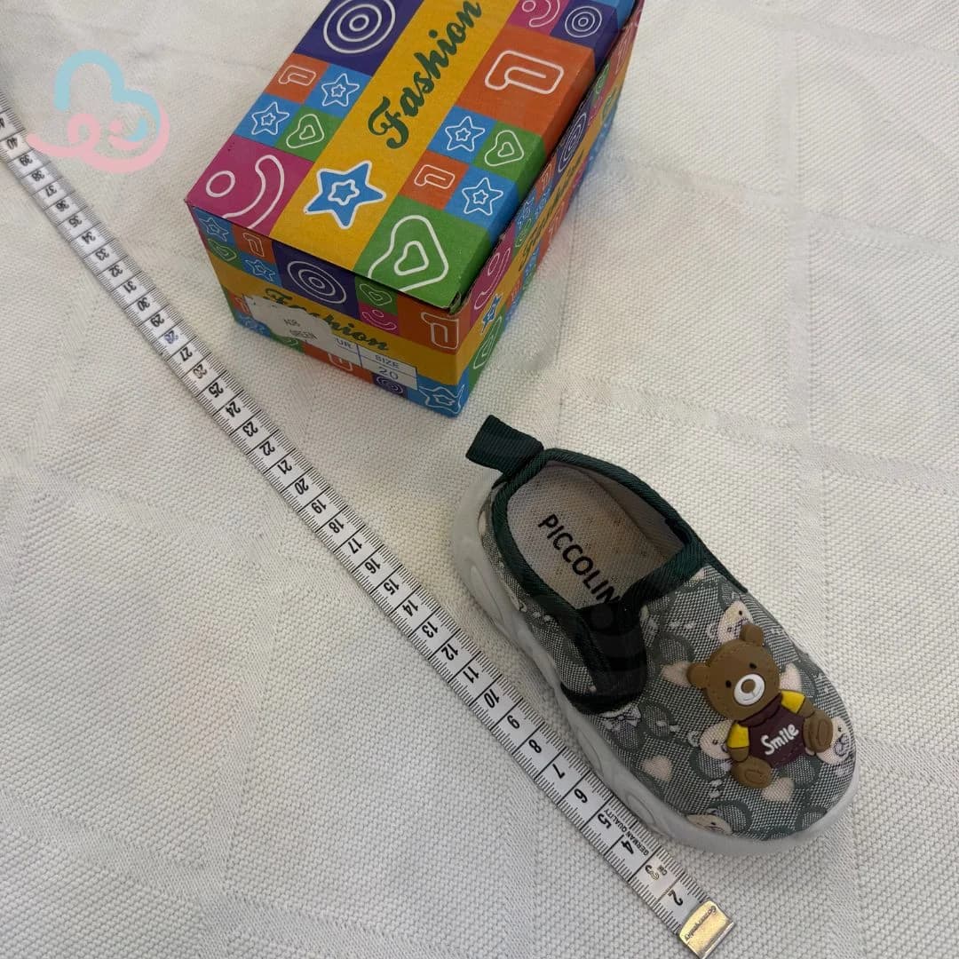 کفش بچگانه جلوبسته طرح خرس a08 — تصویر ۵