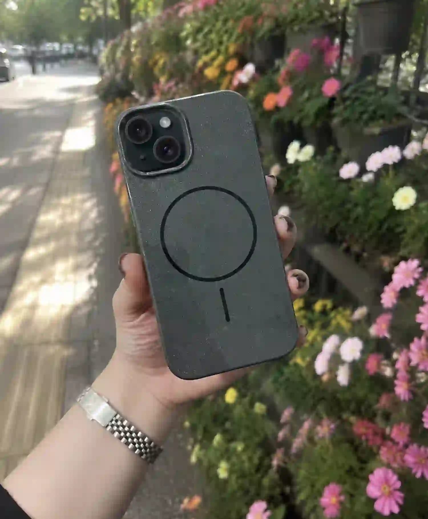 قاب ژله ای شاین Beats گوشی موبایل Iphone 15 — تصویر ۴