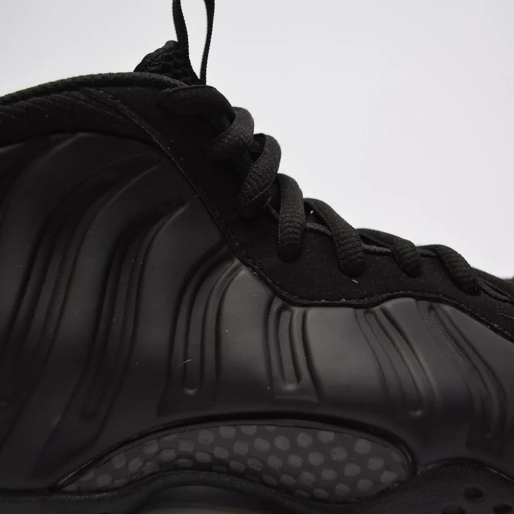کفش بسکتبال Nike مدل Air Foamposite One – FD5855-001 — تصویر ۷