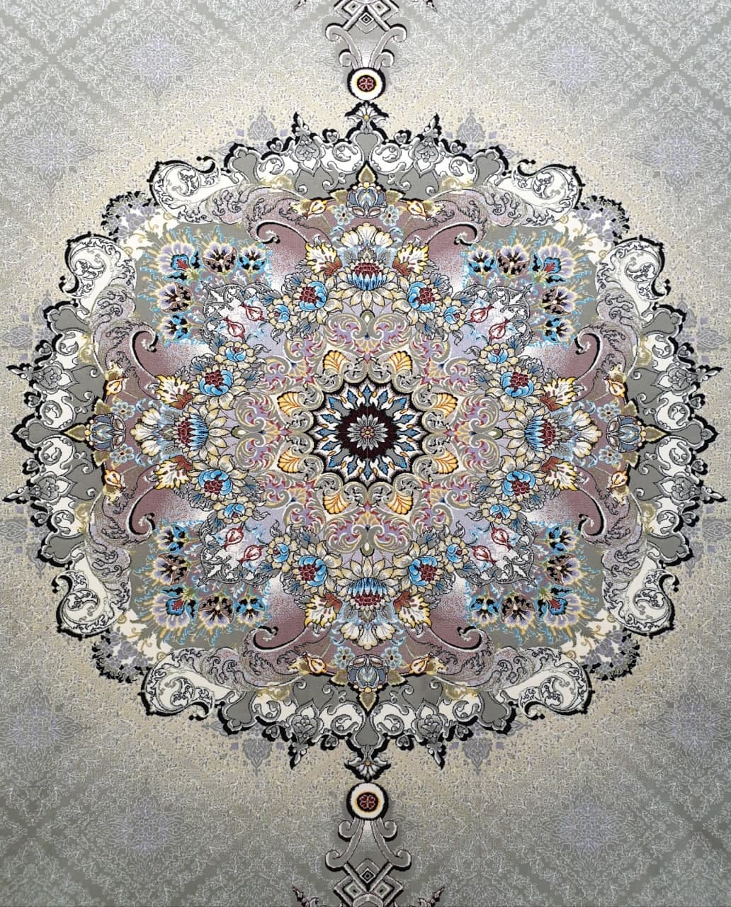 فرش ۱۲۰۰ شانه نقشه تیمچه زمینه ترمه ای — تصویر ۲