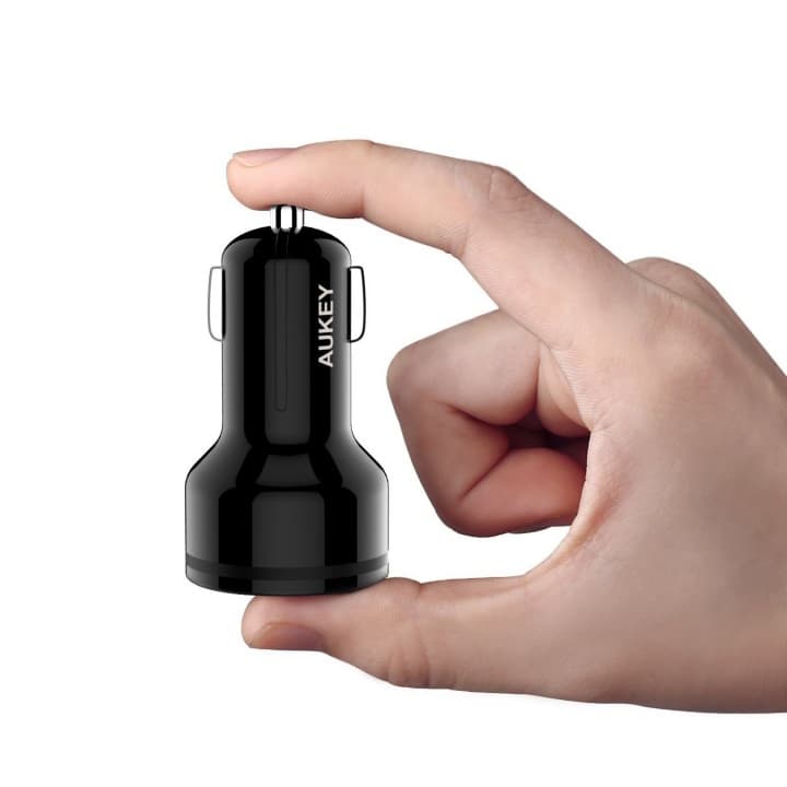 شارژر فندکی آکی CC-Y1 با پورت Type-C — تصویر ۲