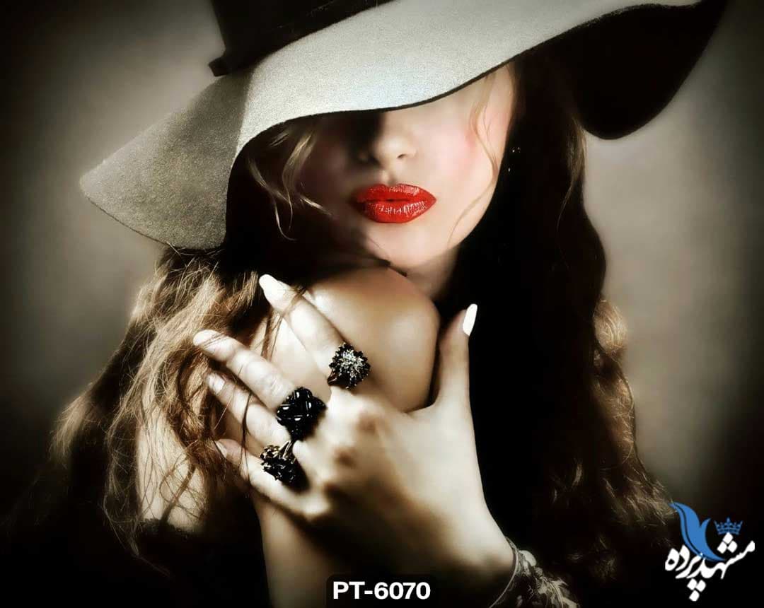 پوستر دیواری طرح چهره زن کلاه دار کد PT-6070 — تصویر ۲
