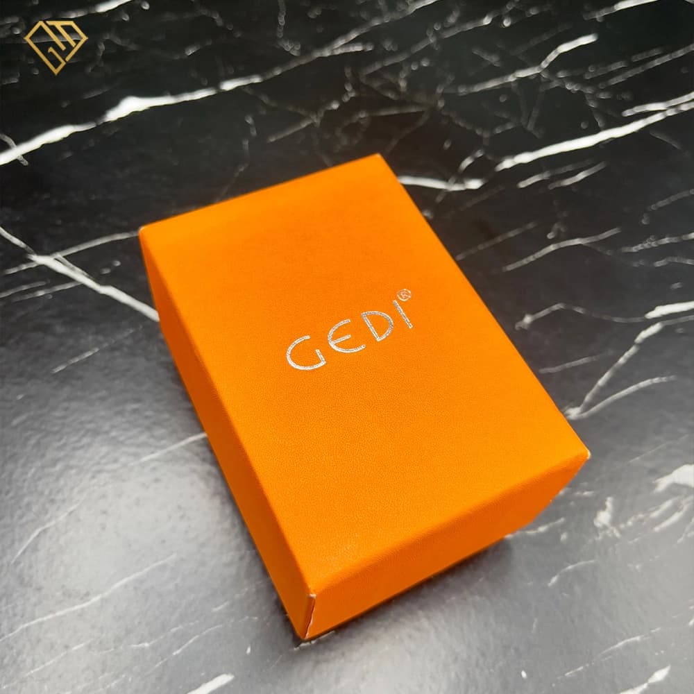ساعت مچی زنانه مینیمال GEDI مدل 51083 بند چرم زرشکی | فریم رزگلد، کیفیت استاندارد — تصویر ۳