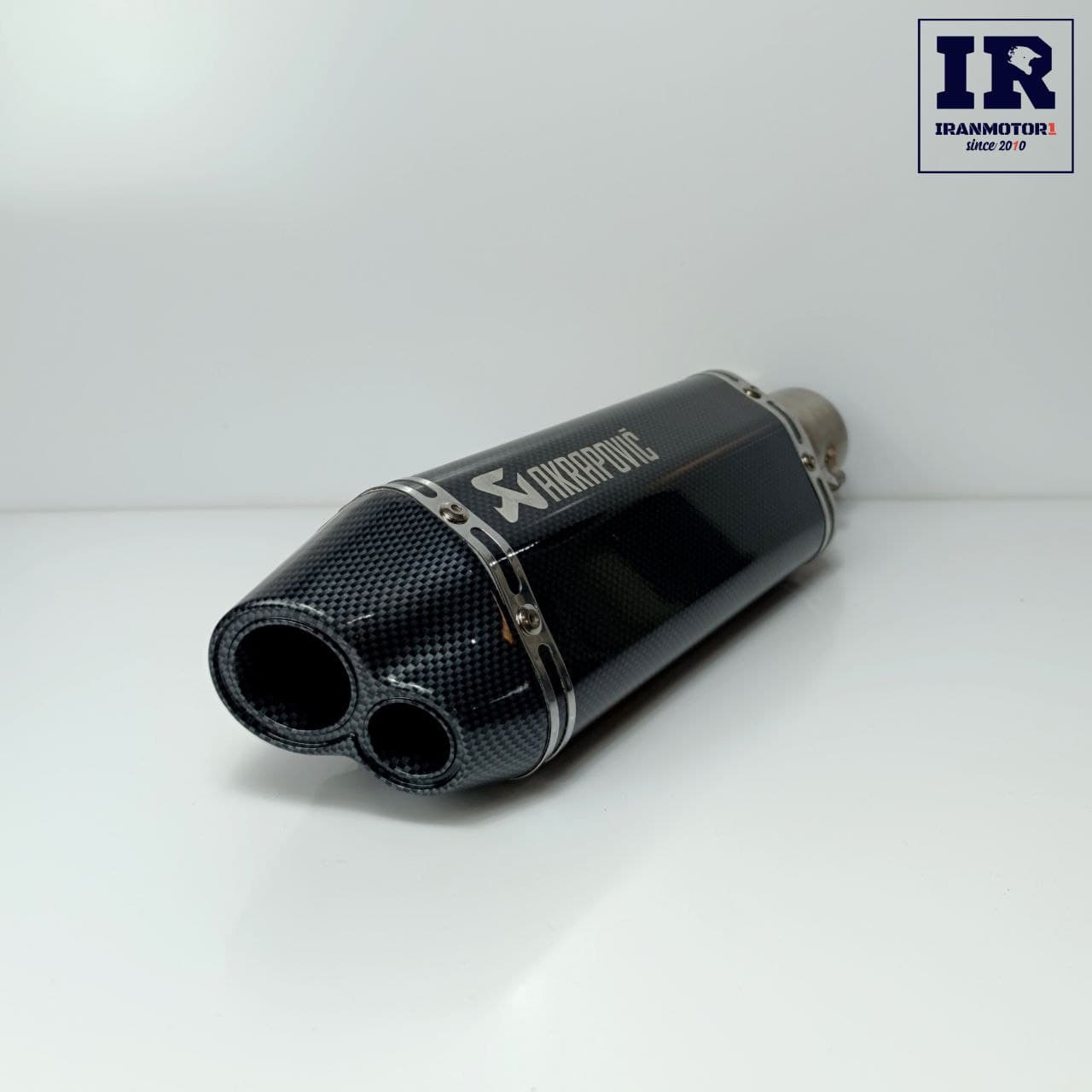 اگزوز قهرمانی طرح کربن آکروپویچ دو لول akrapovic – مشکی — تصویر ۴
