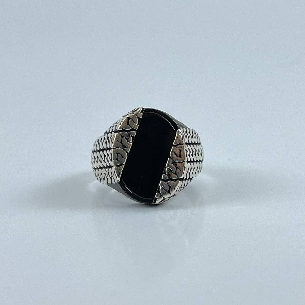 انگشتر نقره ترک با سنگ اونیکس (AM.128) — تصویر ۲