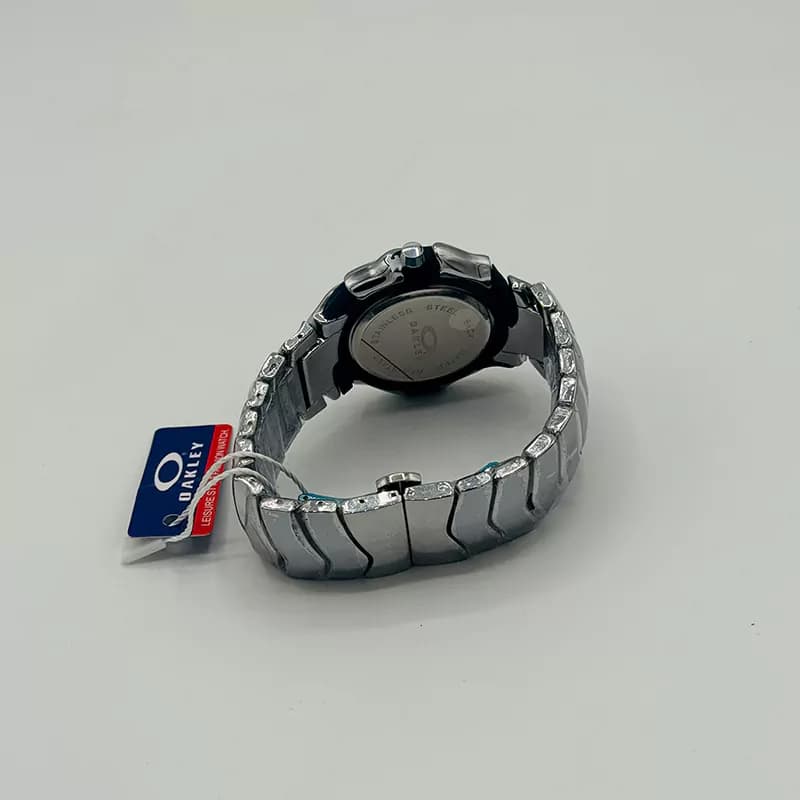 ساعت اوکلی نقره ایی مستر کوالیتی — تصویر ۳