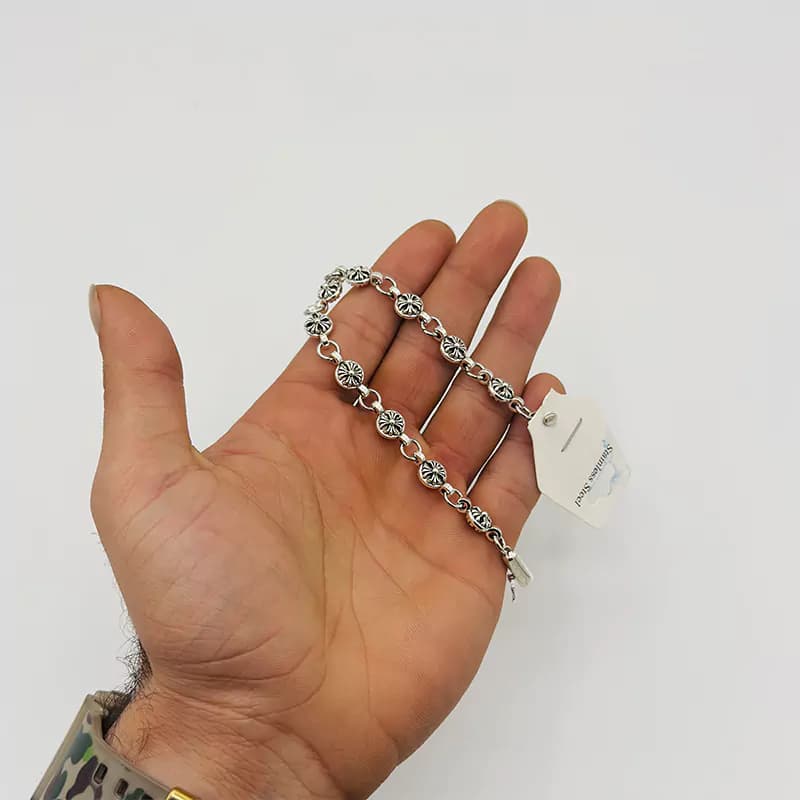 دستبند کروم هارتز Chrome Hearts کد 12 — تصویر ۲