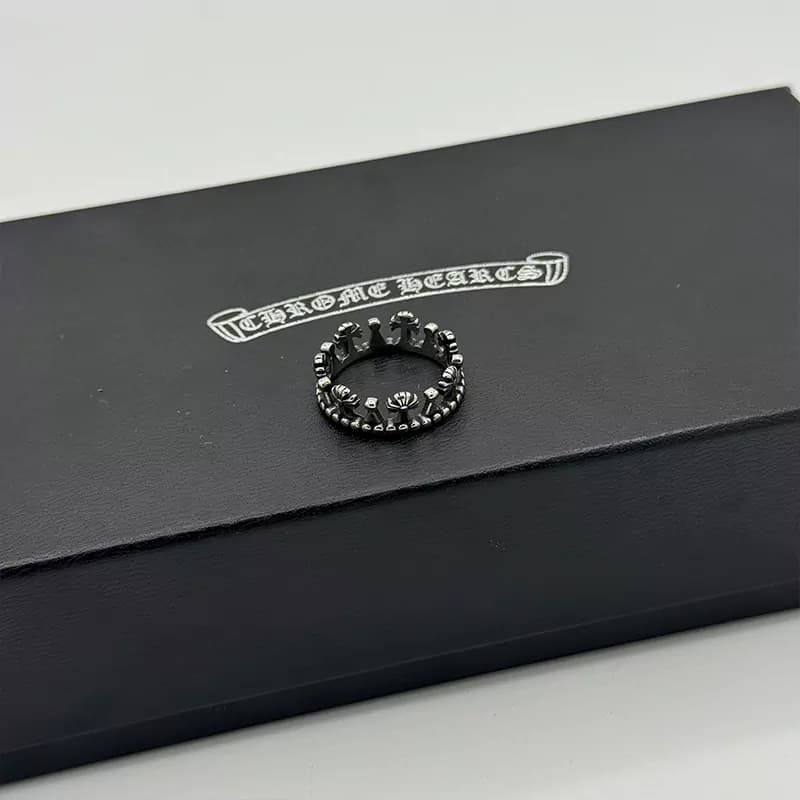 انگشتر کروم هارتز کد 7 (Chrome Hearts)