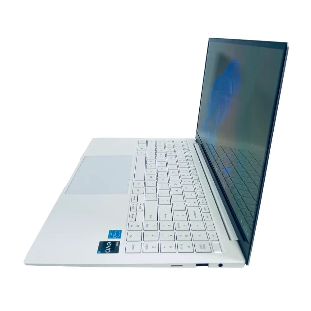 لپ تاپ سامسونگ SAMSUNG 950XED | i7-1260P | 16G | 512G | INTEL IRIS XE | 15.6”FHD (اُپن باکس) — تصویر ۳