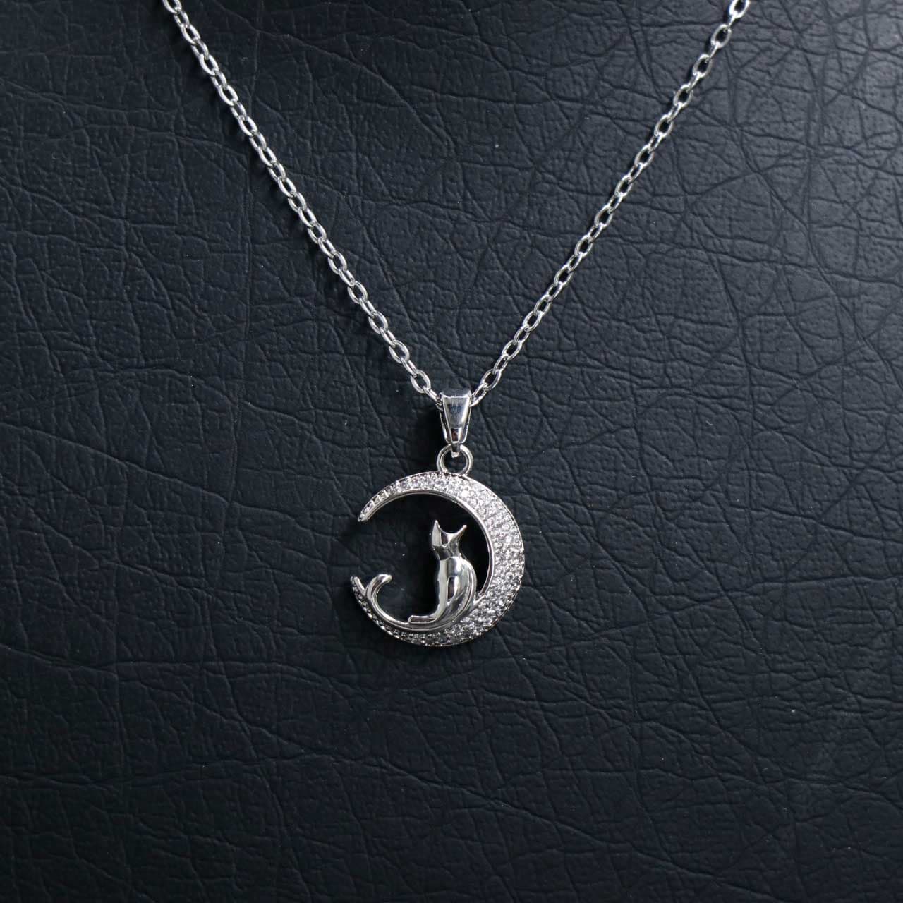 گردنبند دخترانه طرح ماه و گربه وارداتی کد (8) 75862 — تصویر ۳