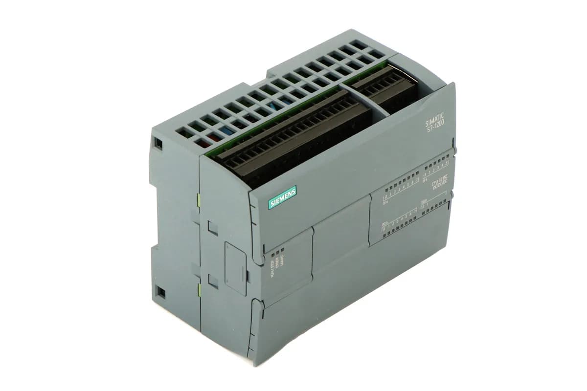 PLC زیمنس 1215C DC/DC/DC AGکد فنی 6ES7215-1AG40-0XB0 — تصویر ۳