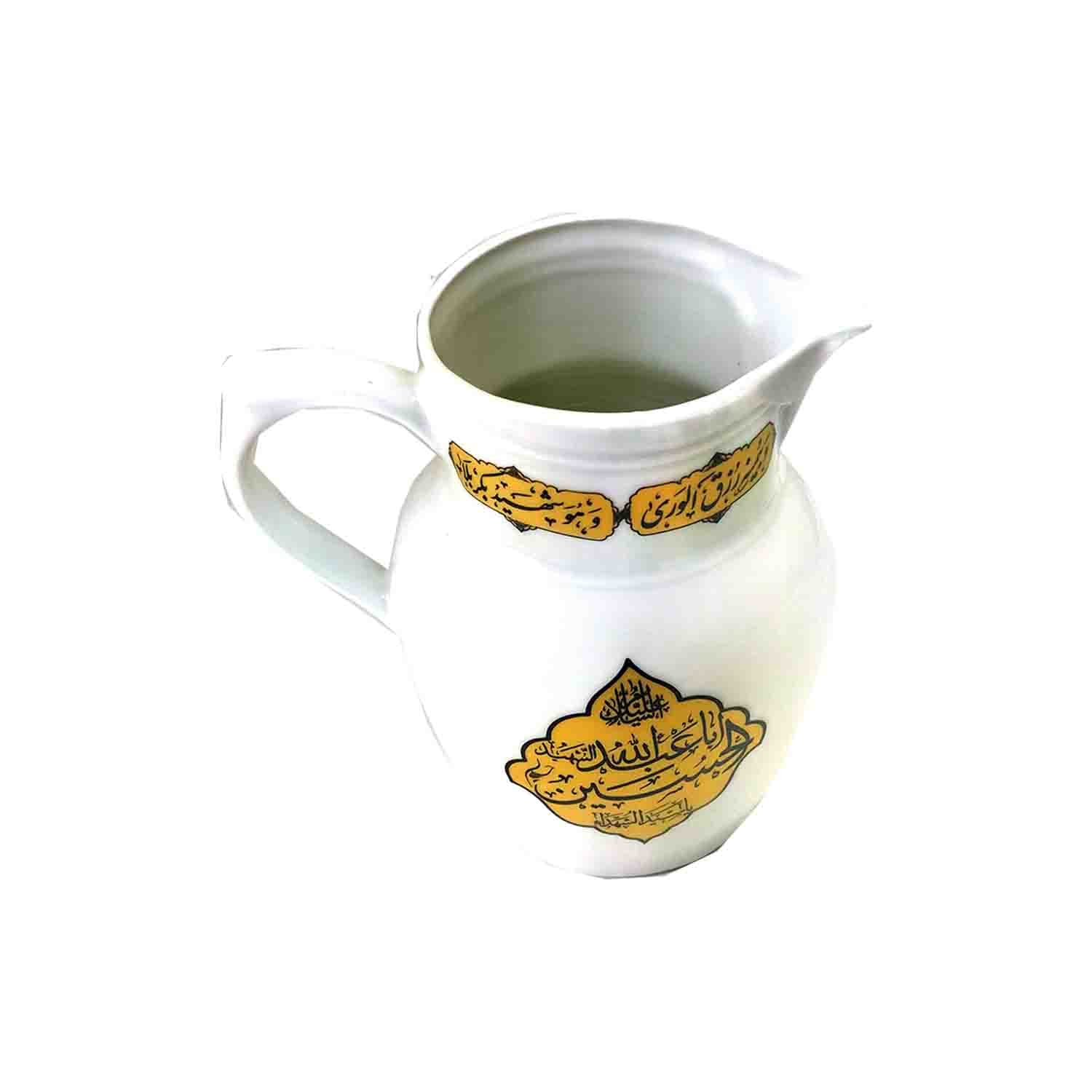 پارچ چینی هیئتی مذهبی السلام علیک یا اباعبدالله و اباالفضل العباس قطر 10 و ارتفاع 16سانت کد 104342