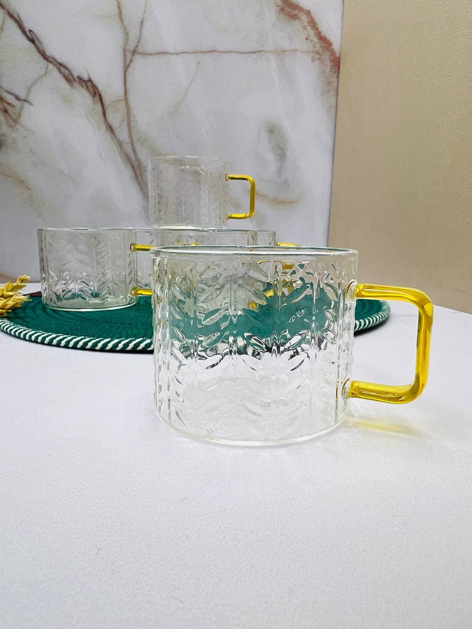 قهوه خوری پیرکس دسته طلایی ABC8 — تصویر ۳