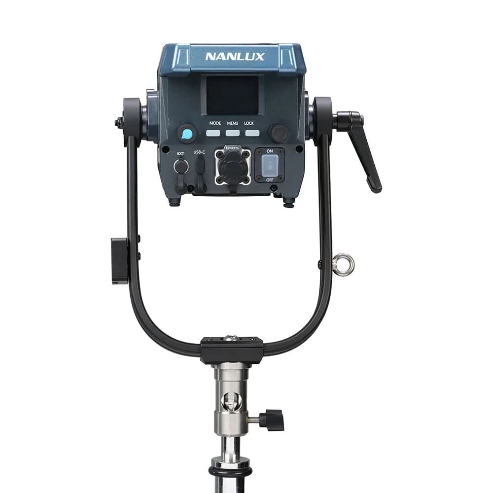 نور ثابت RGB نانلوکس ایووک Nanlux Evoke 150C — تصویر ۶