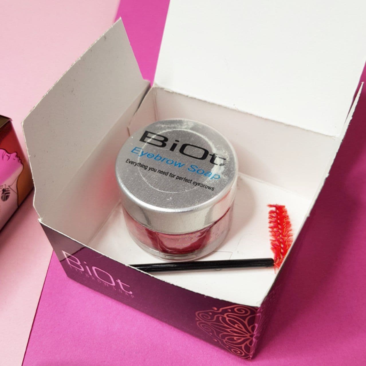 صابون ابرو بایوت BIOT مدل آیبرو سوپ eyebrow soap بهمراه براش ابرو — تصویر ۴