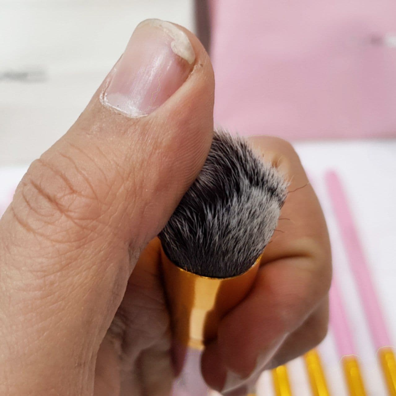 ست براش مک MAC مدل تی تی مجموعه 10 عددی همراه کیف چرمی — تصویر ۷