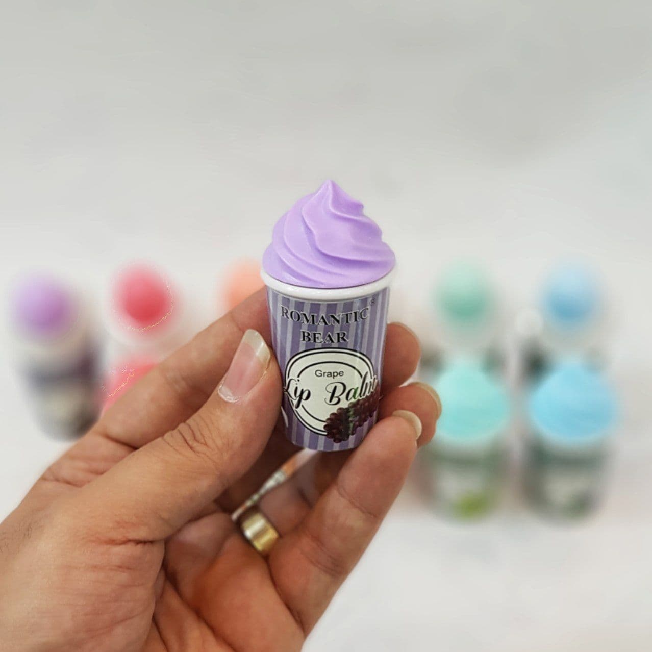 بالم لب فانتزی مجیک MAGIC مدل بستنی قیفی — تصویر ۲