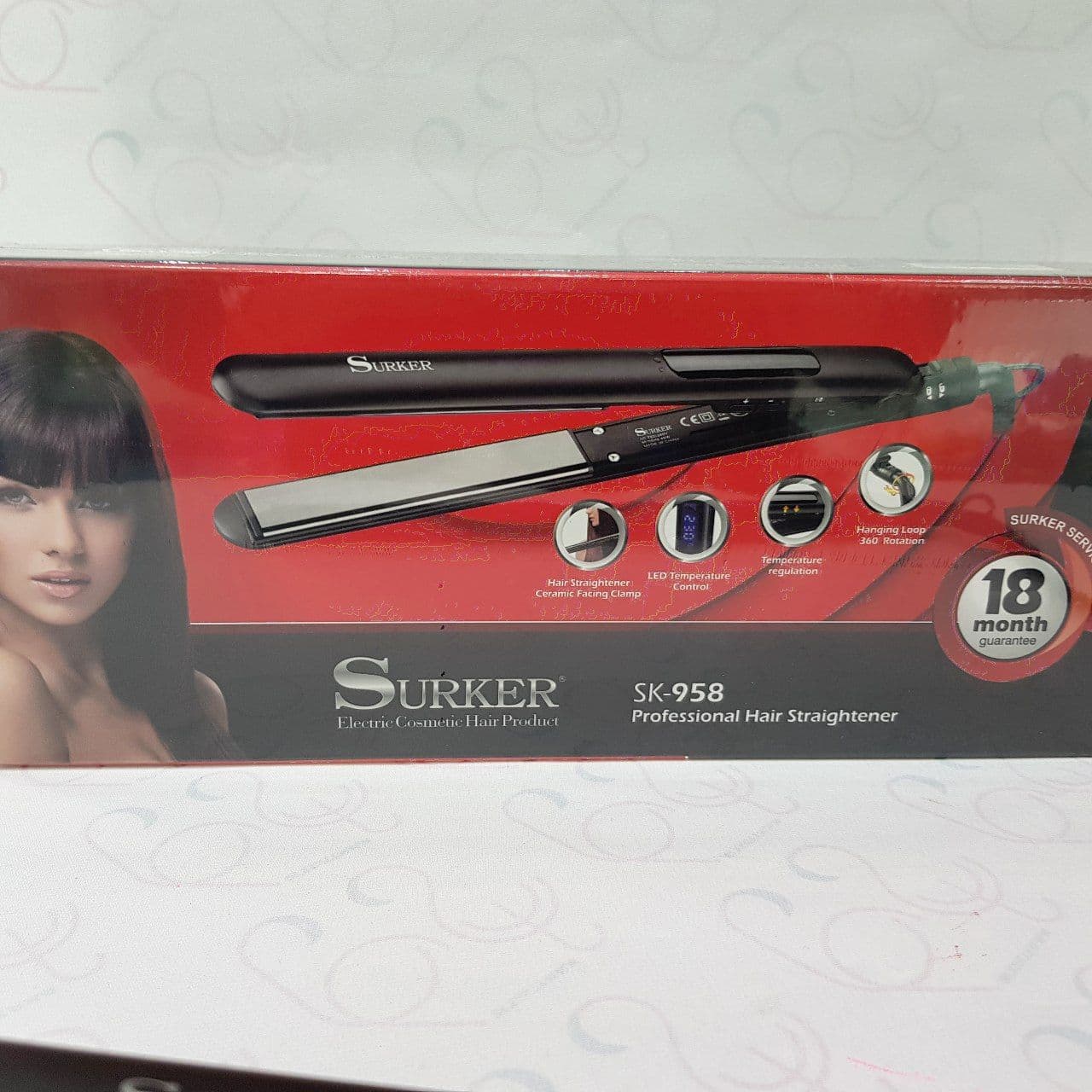 اتو مو سورکر SURKER مدل SK-958 با صفحه تمام تیتانیومی با زیره سرامیکی مخصوص کراتین — تصویر ۸