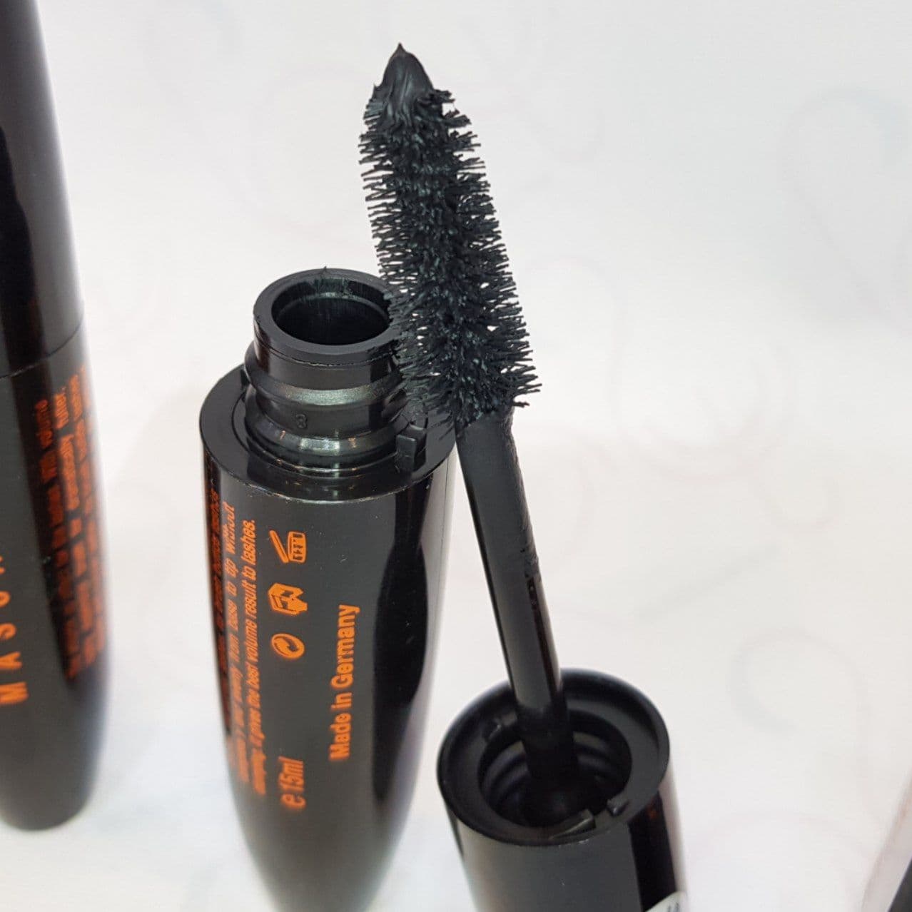 ریمل چشم بل‌مشکی‌نارنجیBELL مدل فول لش ماسکارا full lash mascara — تصویر ۴