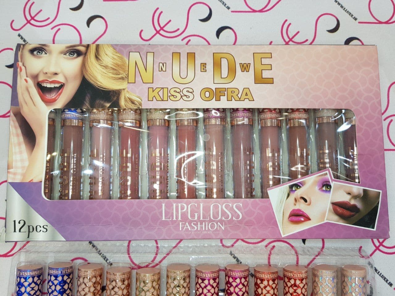 پک رژ لب مایع کیس افرا KISS OFRA مدل نود nude — تصویر ۴