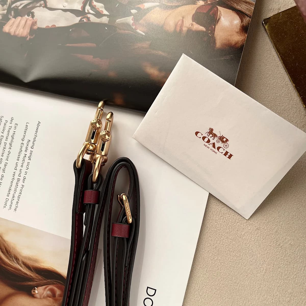 کیف کوچ سوپر مستر کوالیتی Coach Teri Shoulder Bag In Signature Chambray Wine — تصویر ۳