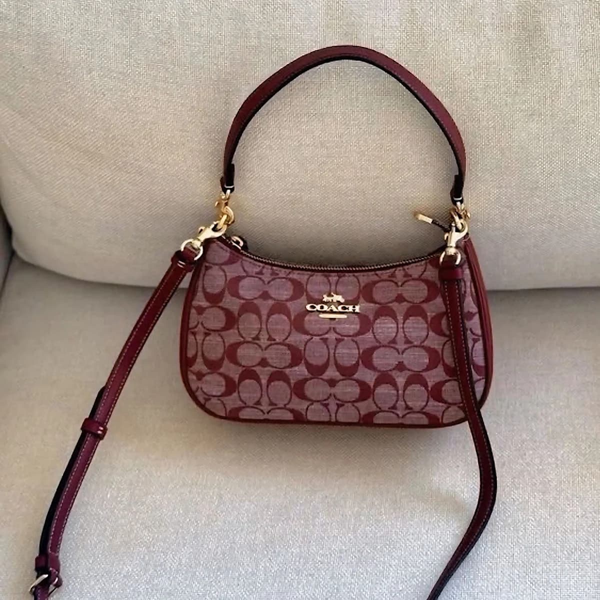 کیف کوچ سوپر مستر کوالیتی Coach Teri Shoulder Bag In Signature Chambray Wine
