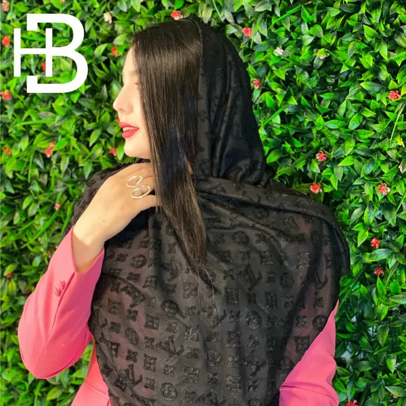 شال مشکی مجلسی لویی ویتون برجسته کد 100011 — تصویر ۲
