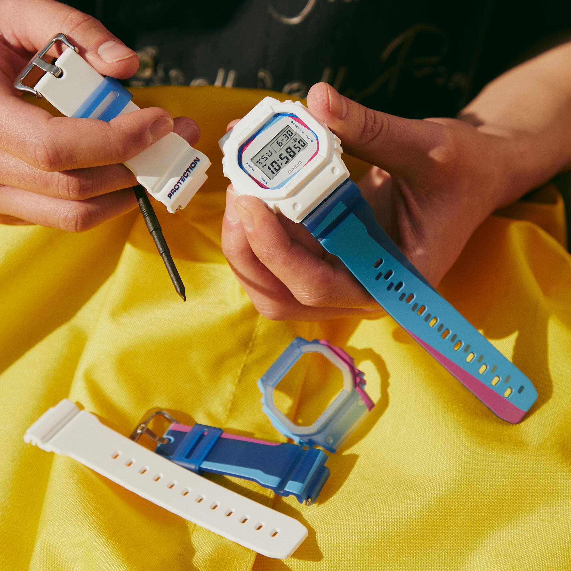 ساعت مچی مردانه کاسیو جی شاک Casio G-SHOCK مدل DWE-5600PR-2D — تصویر ۷