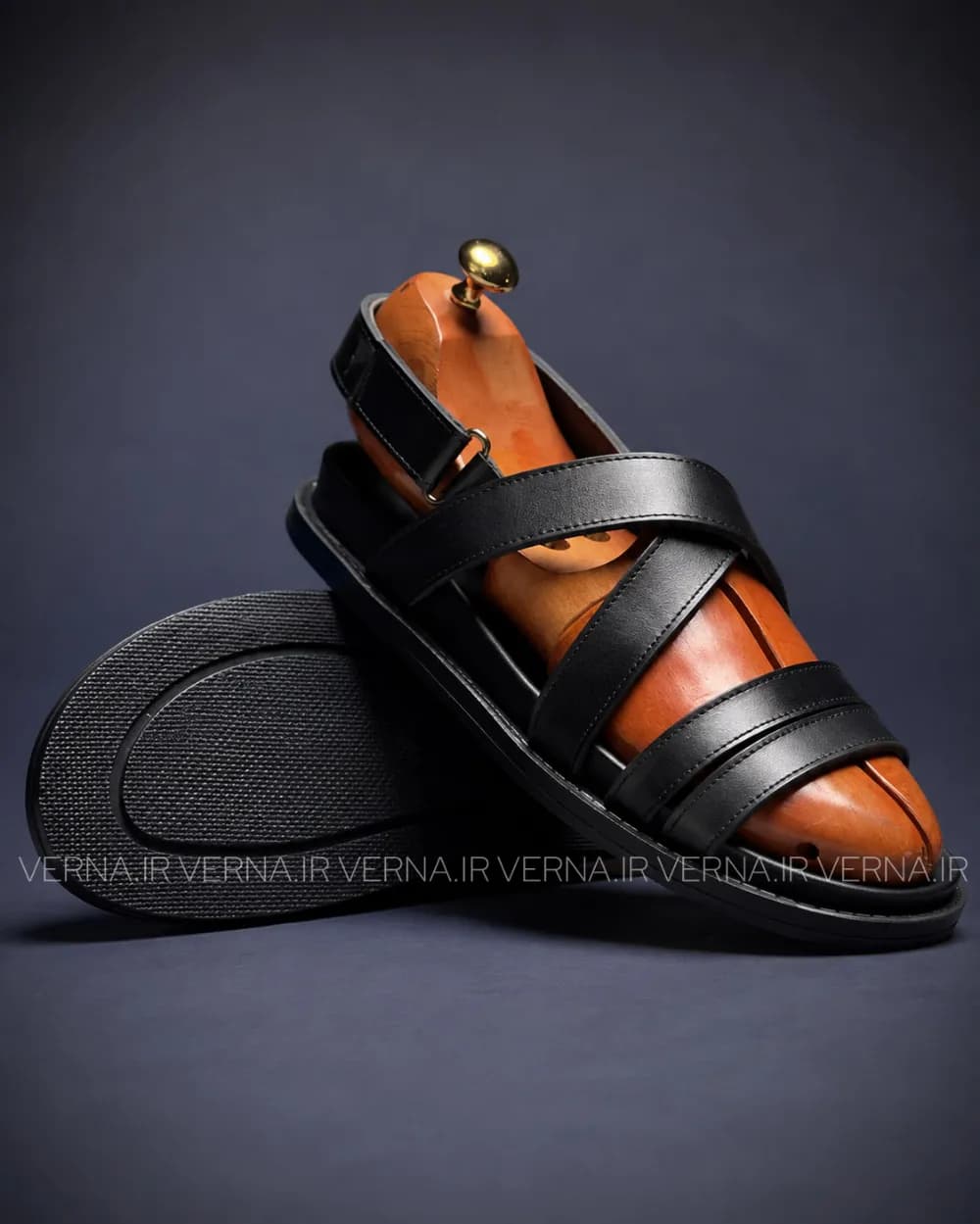 صندل چرم مردانه پشت چسب ZARA