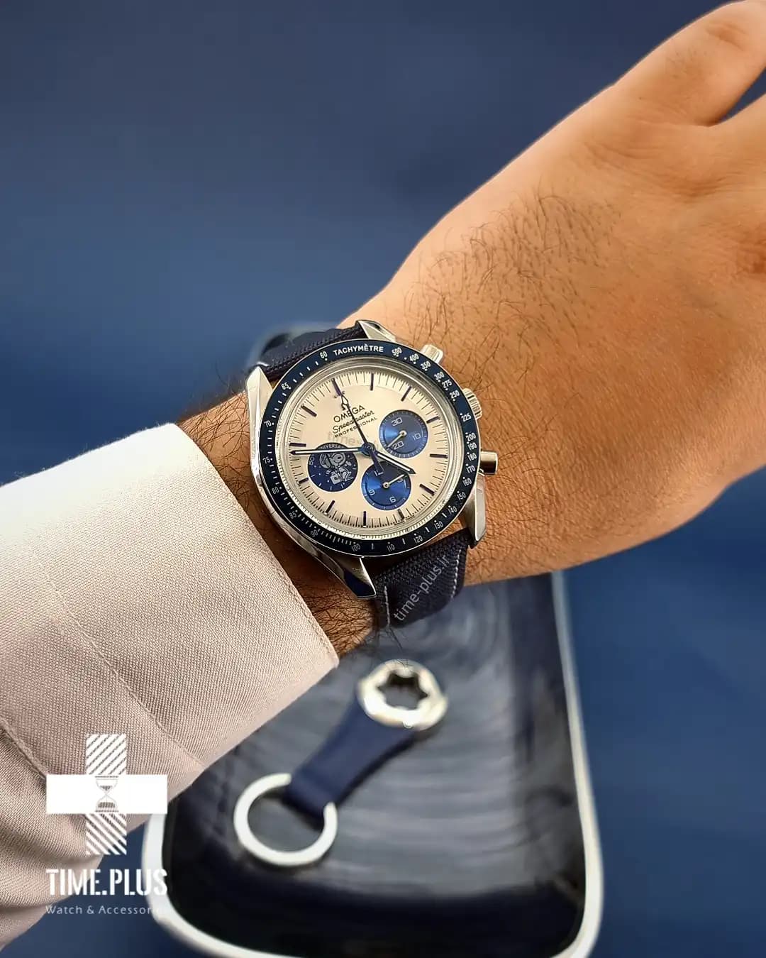 ساعت مردانه امگا Speedmaster Snoopy — تصویر ۵