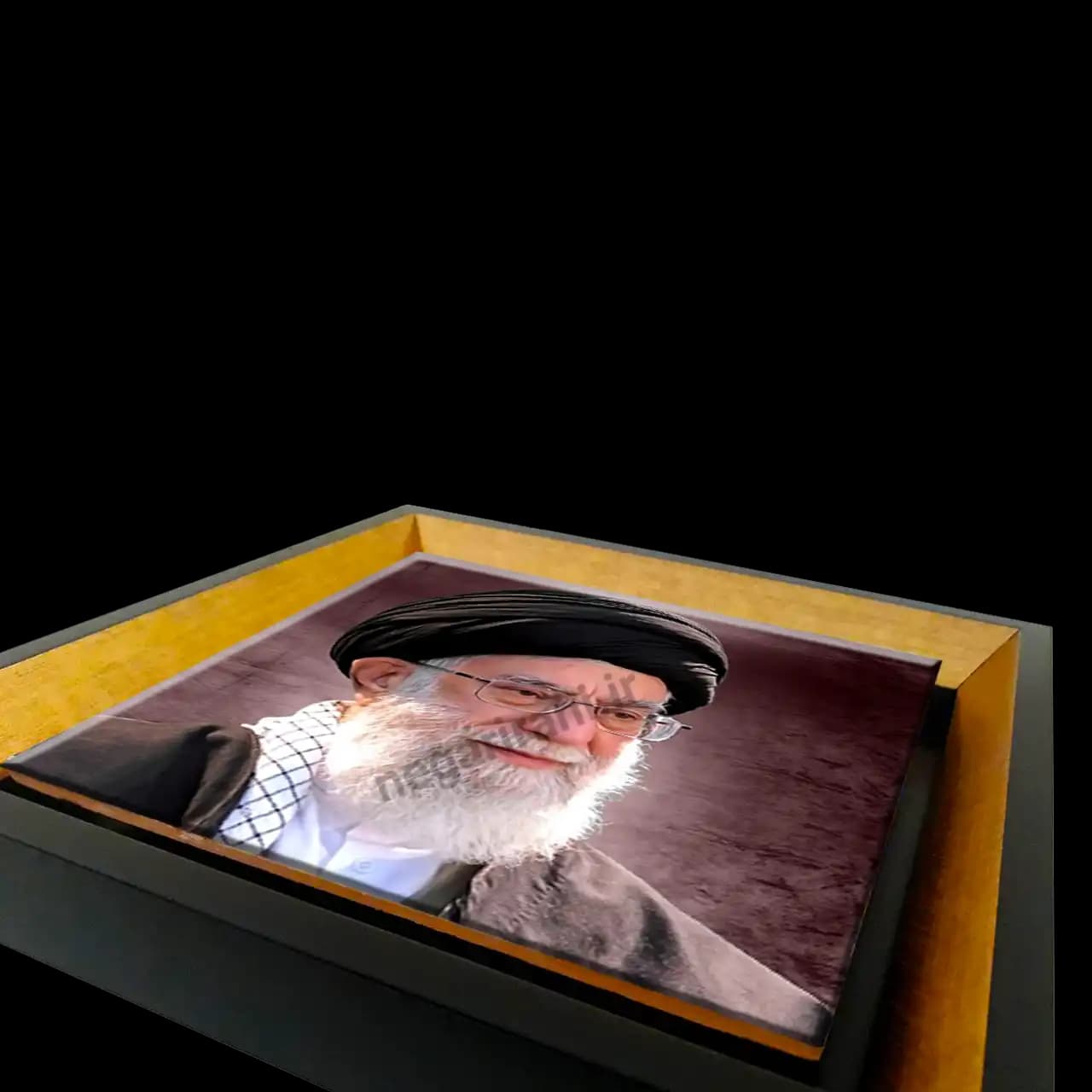 تابلو کاشی شهید آیت الله خامنه ای مدل 2V 4 — تصویر ۳