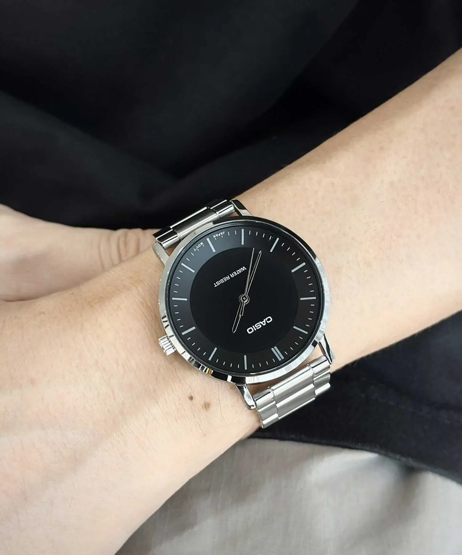 ساعت مچی مردانه کاسیو (Casio) مدل MTP-VT04D-1EDF (کلاسیک، تمام استیل، صفحه مشکی) — تصویر ۶