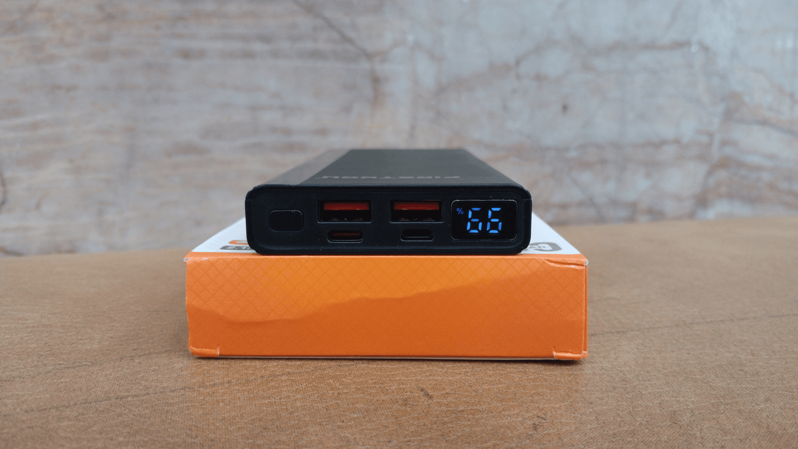 پاوربانک FirstYou 10000mAh مدل po22 — تصویر ۳