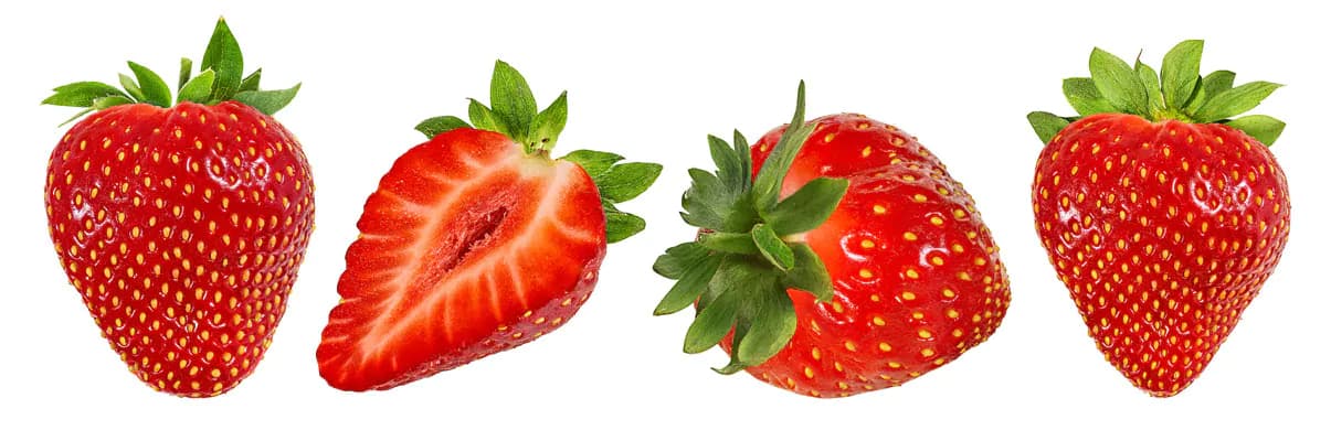 عکس توت فرنگی با زمینه سفید