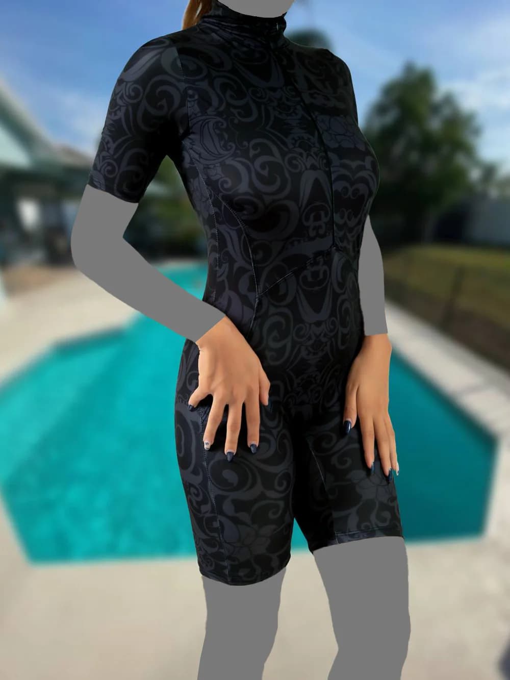 مایو پوشیده زنانه بصورت پادار و آستین دار سرهمی اسپیدو ( Speedo ) خاکستری — تصویر ۳