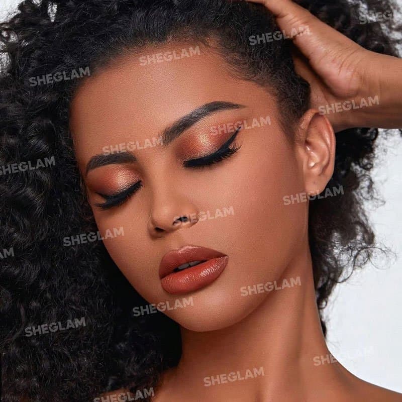 پالت سایه شیگلم SHEGLAM مدل LOTS TO LAVA — تصویر ۳