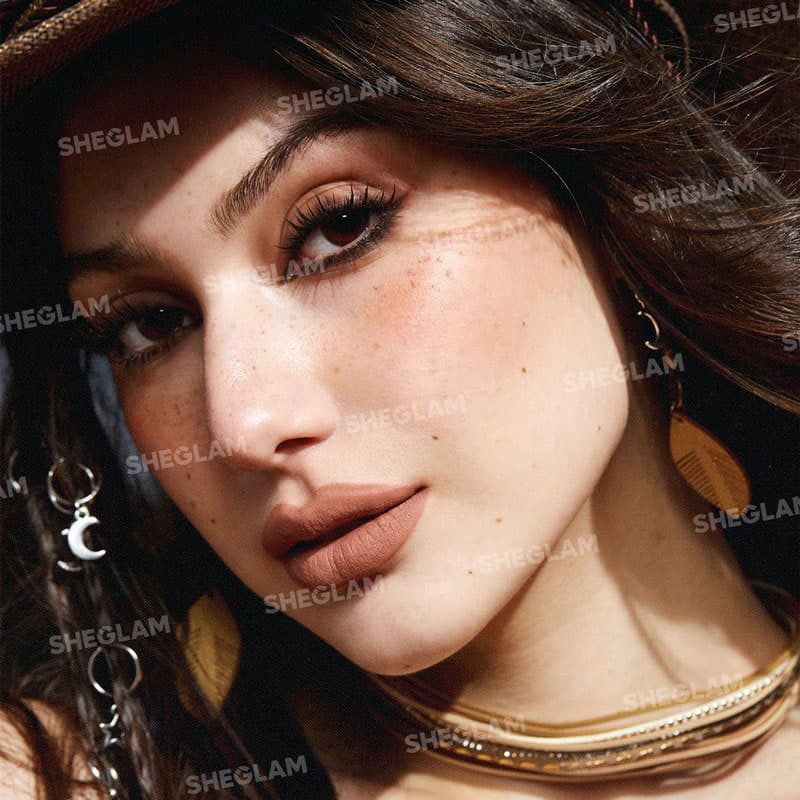 رژلب مایع مات شیگلم SHEGLAM مدل Live To Roam Epic Adventure رنگ ALL ABOARD — تصویر ۵
