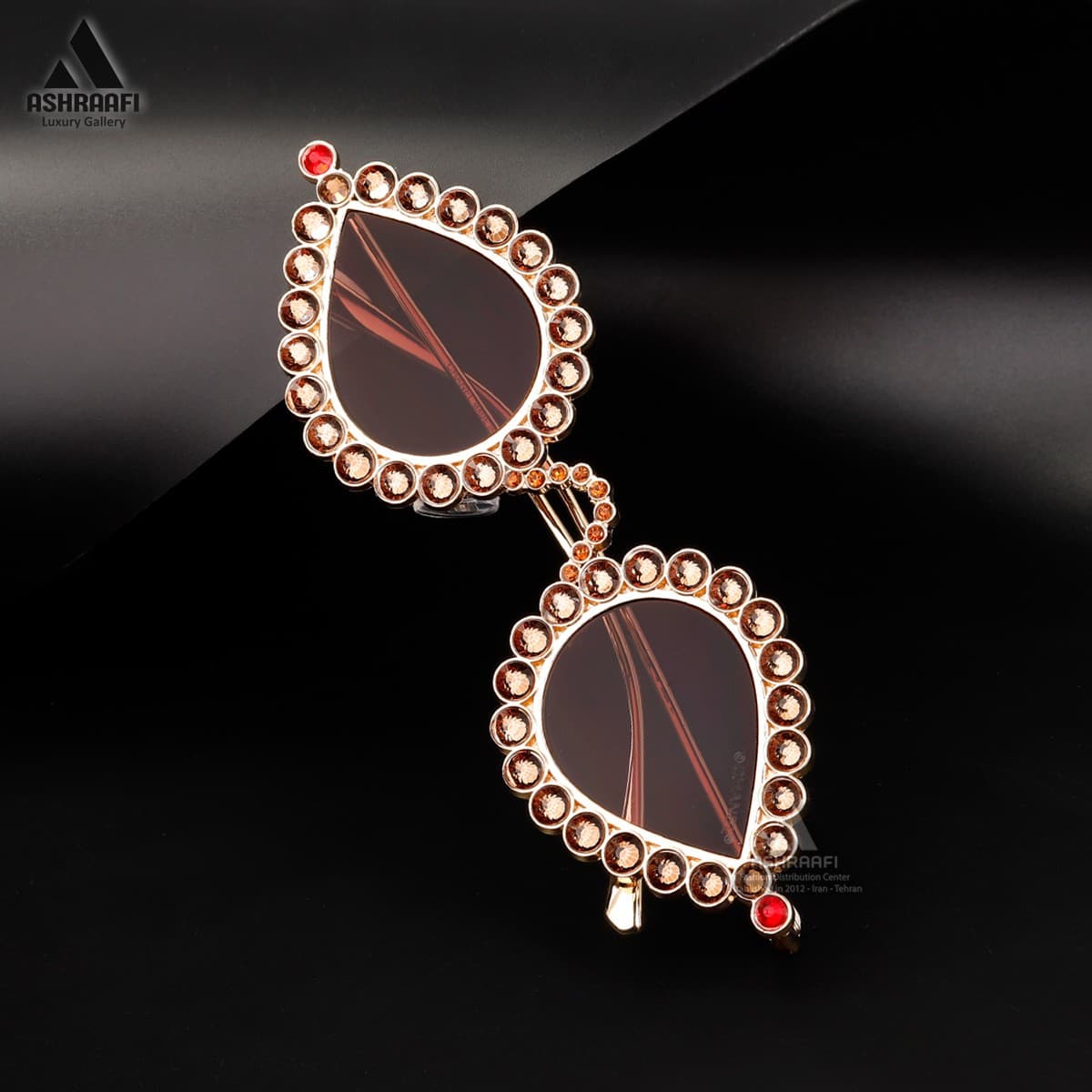 عینک آفتابی نگین دار Chanel AS521414 — تصویر ۲