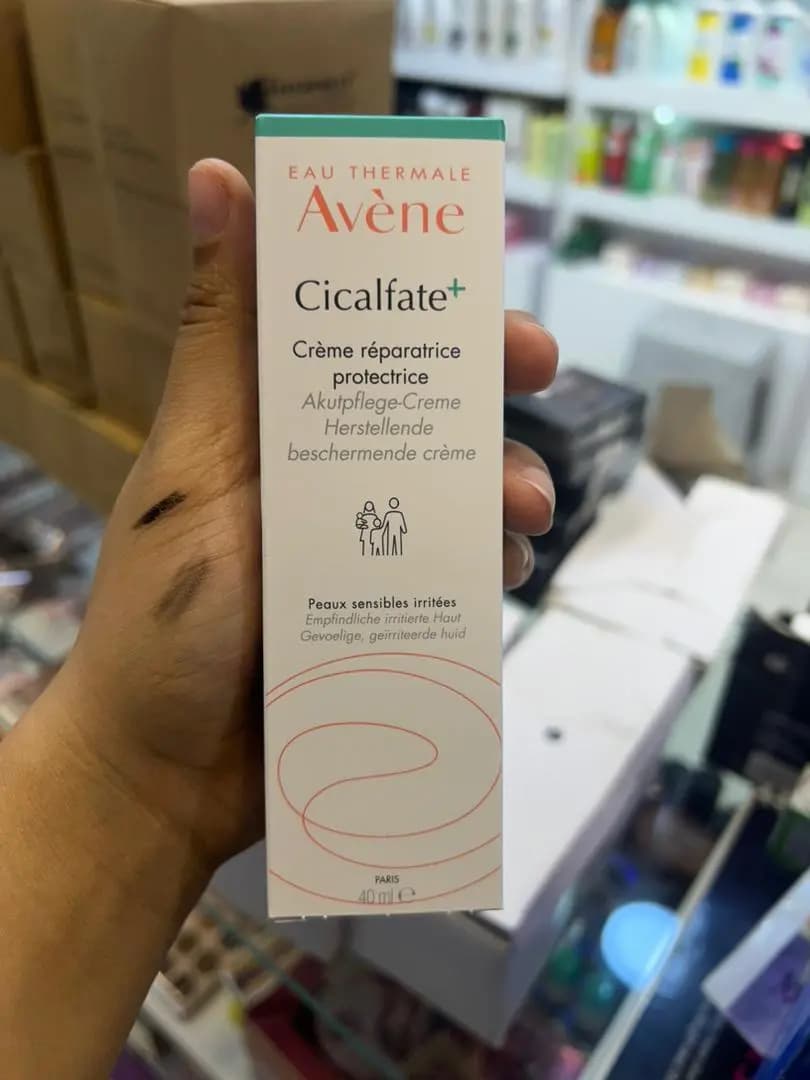 سیکالفیت اون یا ترمیم کننده اون برای جای بخیه avene Cicalfate — تصویر ۲
