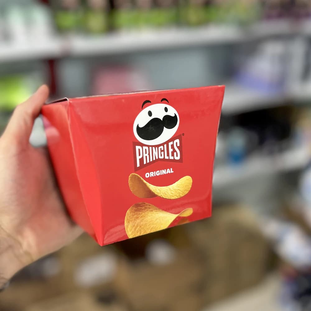 چیپس پرینگلز مدل Pringles Original با طعم گوجه وزن 165 گرم — تصویر ۳