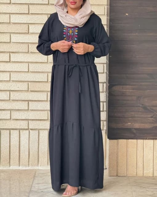 پیراهن زنانه بلند گلدوزی شده تابستانه و خنک رنگ مشکی 404470 A