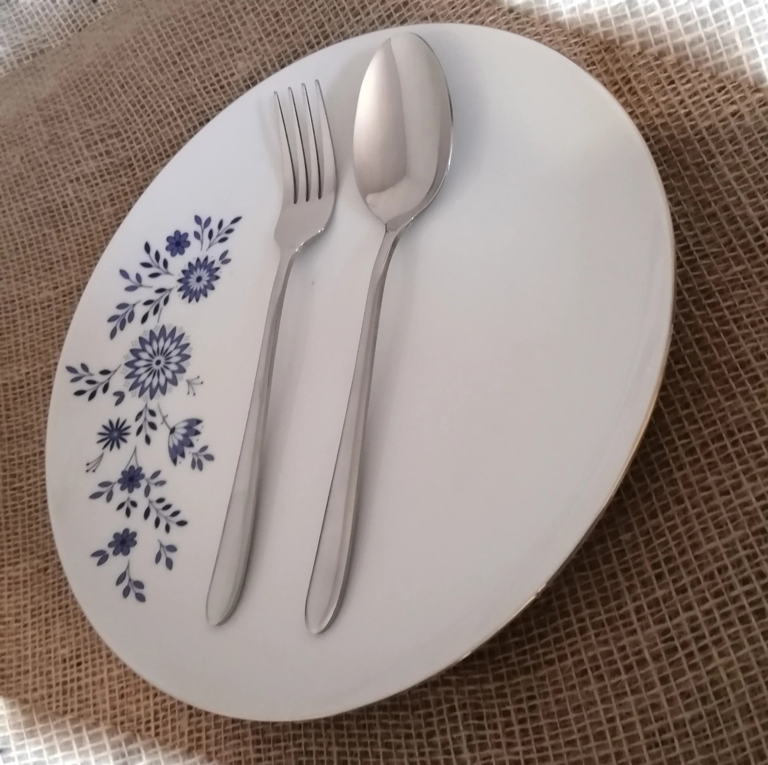 سرویس قاشق و چنگال 12 پارچه مدل دونا — تصویر ۶