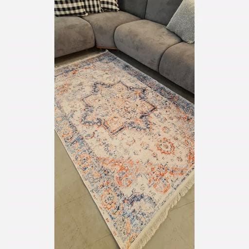 فرشینه | فرش چاپی برند حسن نیا هازان ترک طرح وینتیج روشن M211 (پس کرایه) — تصویر ۴