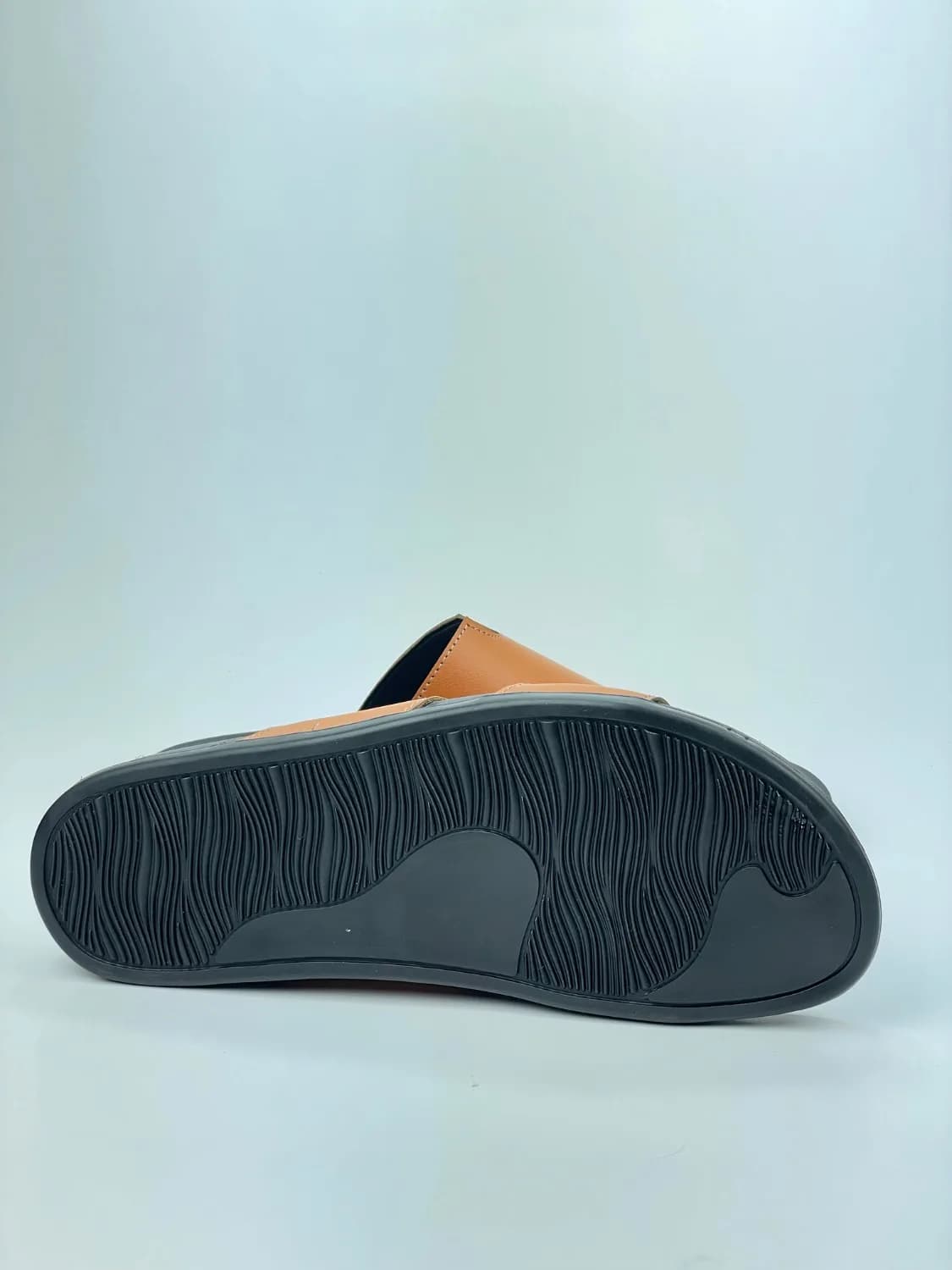 کد 365 اسلیپر صندل HERMES هرمس کرم روشن مات مشکی — تصویر ۲