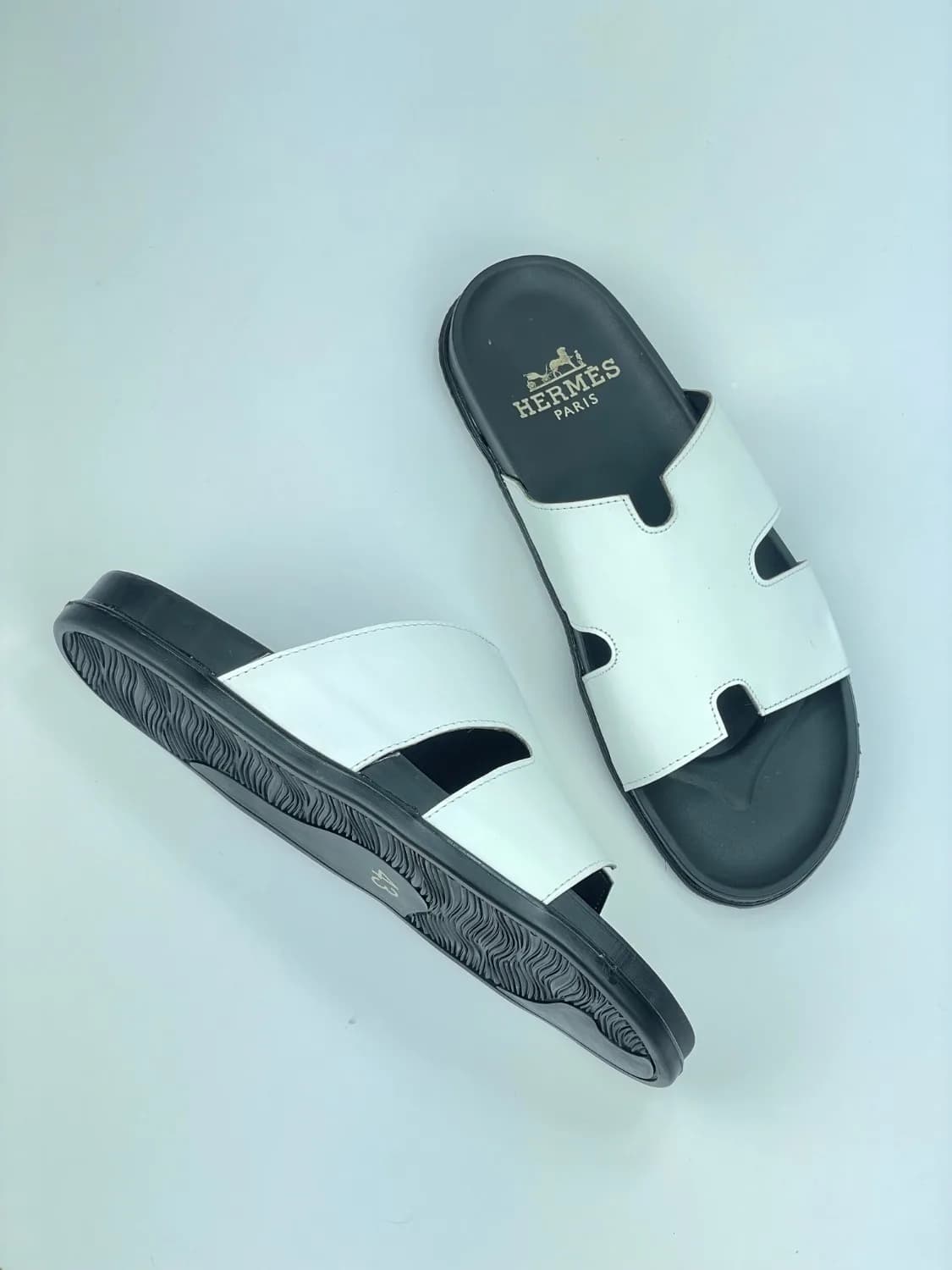 کد 365 اسلیپر صندل HERMES هرمس سفید مشکی — تصویر ۷