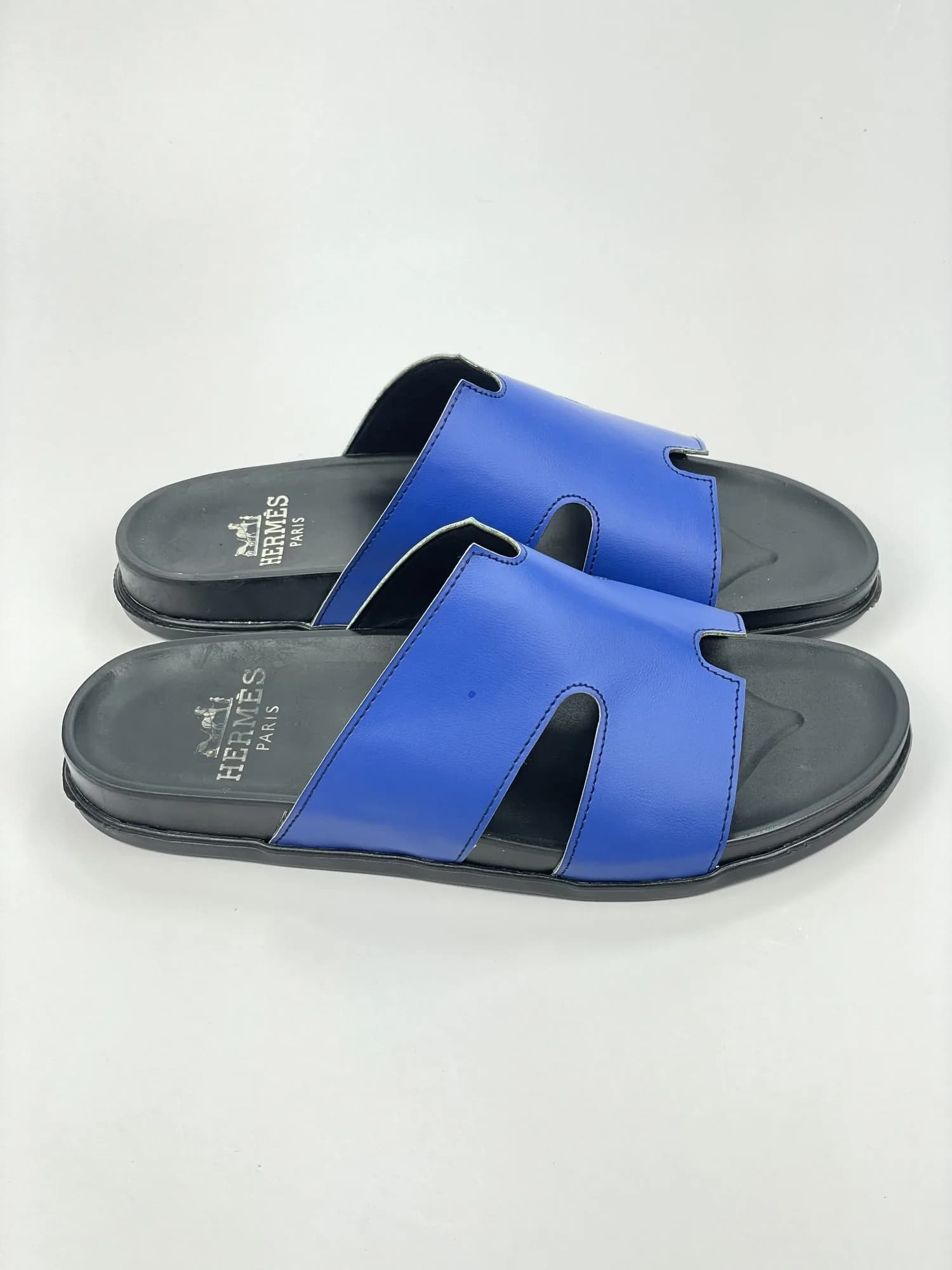 کد 365 اسلیپر صندل HERMES هرمس ابی کاربنی مشکی — تصویر ۵