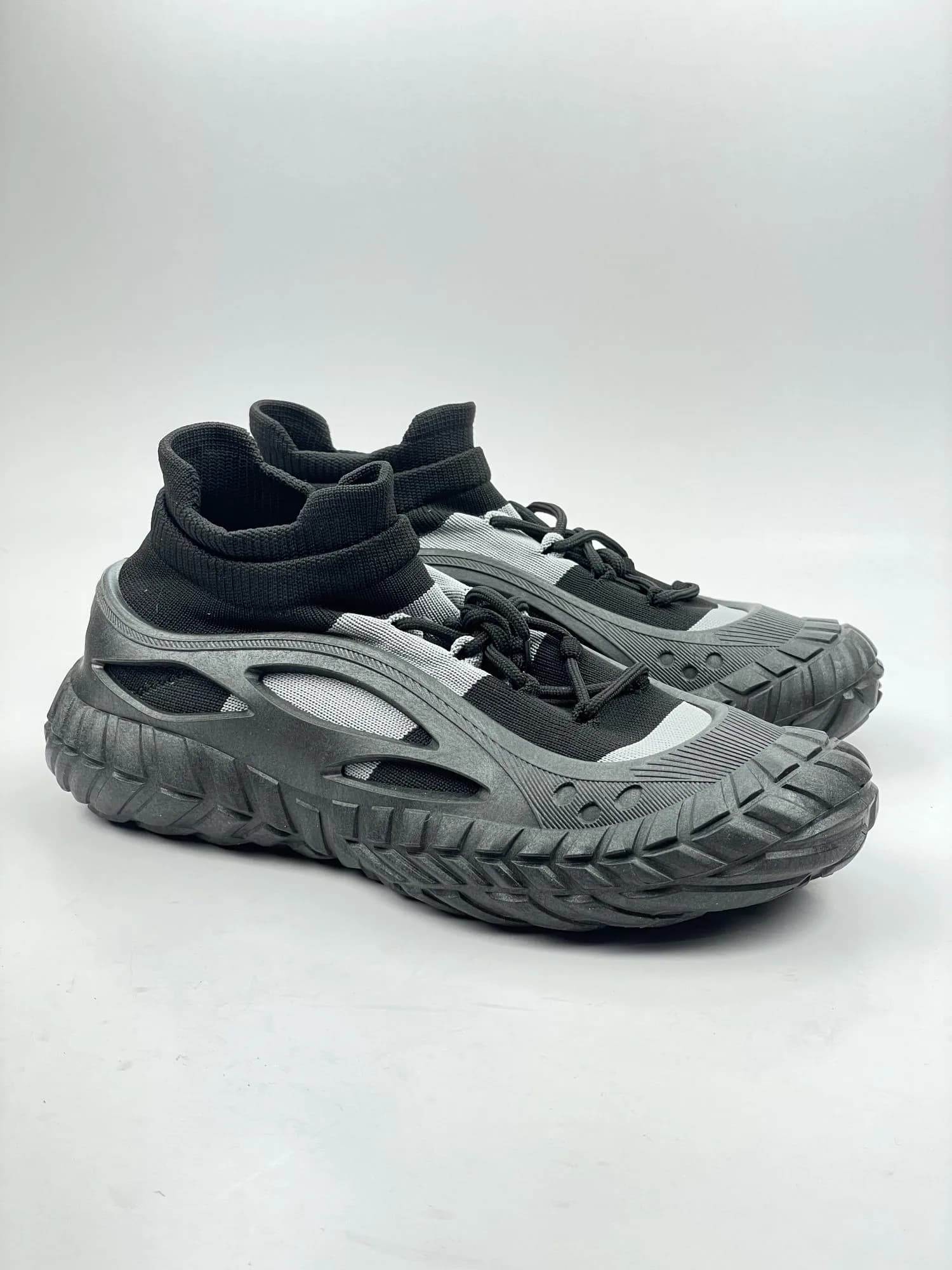 کتونی کشبافت تانکی تزریق مستقیم بالنسیاگا BALENCIAGA بندی مشکی طوسی — تصویر ۳