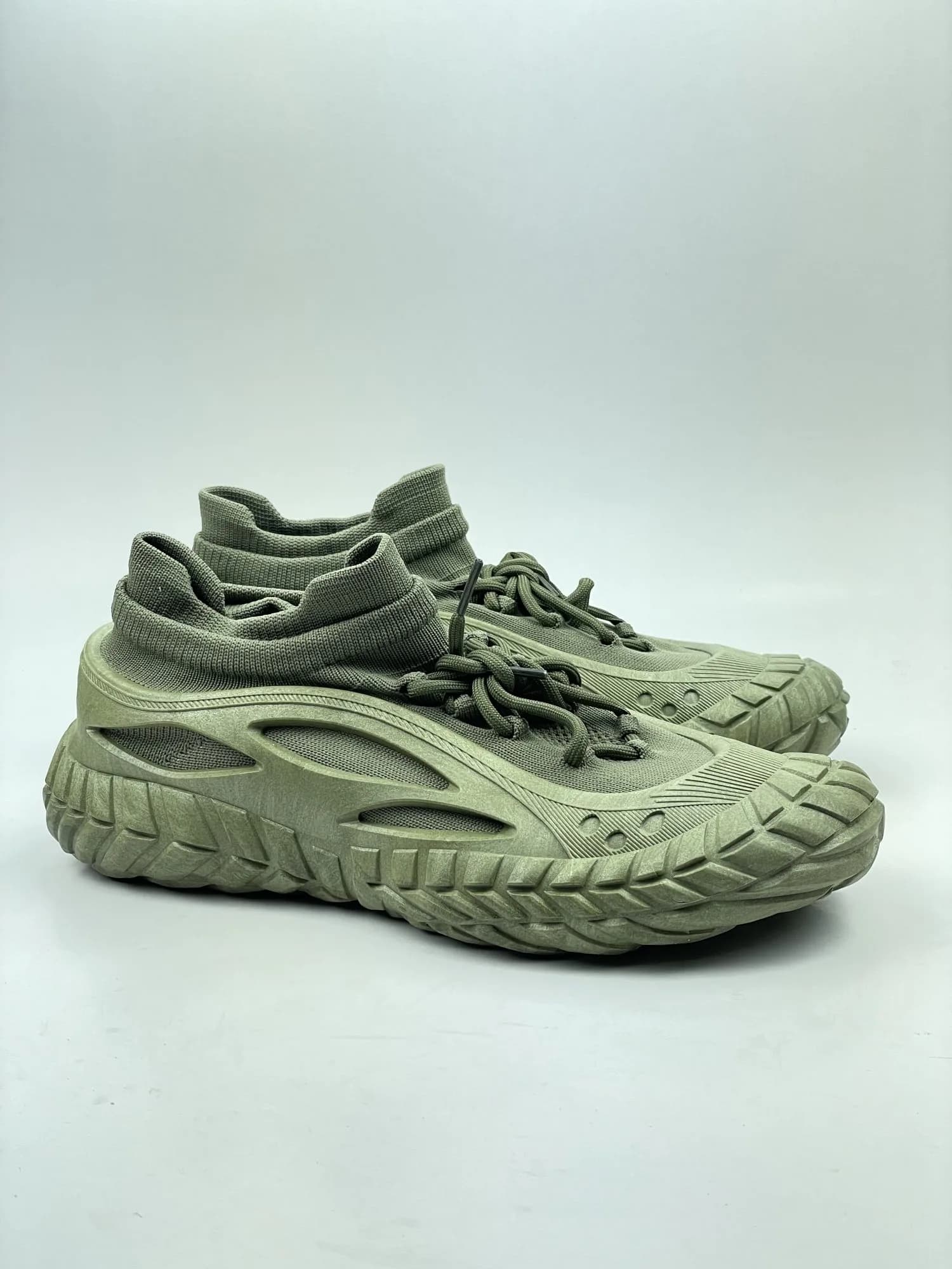 کتونی کشبافت تانکی تزریق مستقیم بالنسیاگا BALENCIAGA بندی سبز یکدست — تصویر ۵