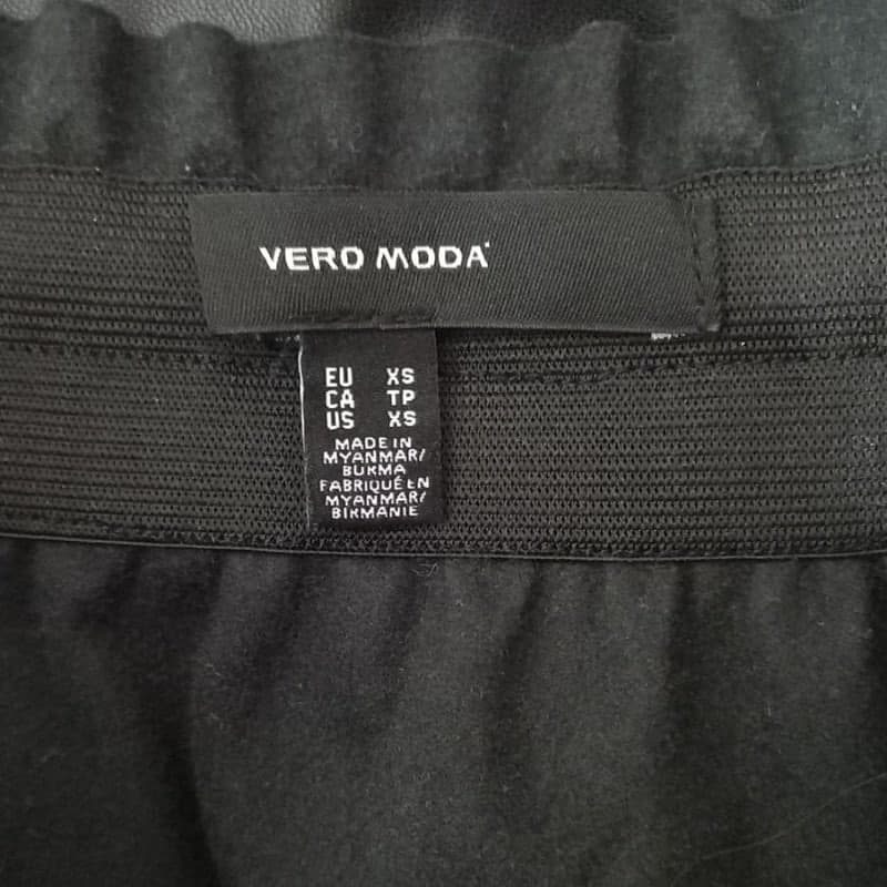 دامن چرم دخترانه اسپرت شیک مشکی برند ورو مودا دانمارک 156966 Vero Moda — تصویر ۵