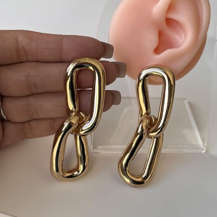 گوشواره میخی کارتیر شیک اسپرت — تصویر ۲